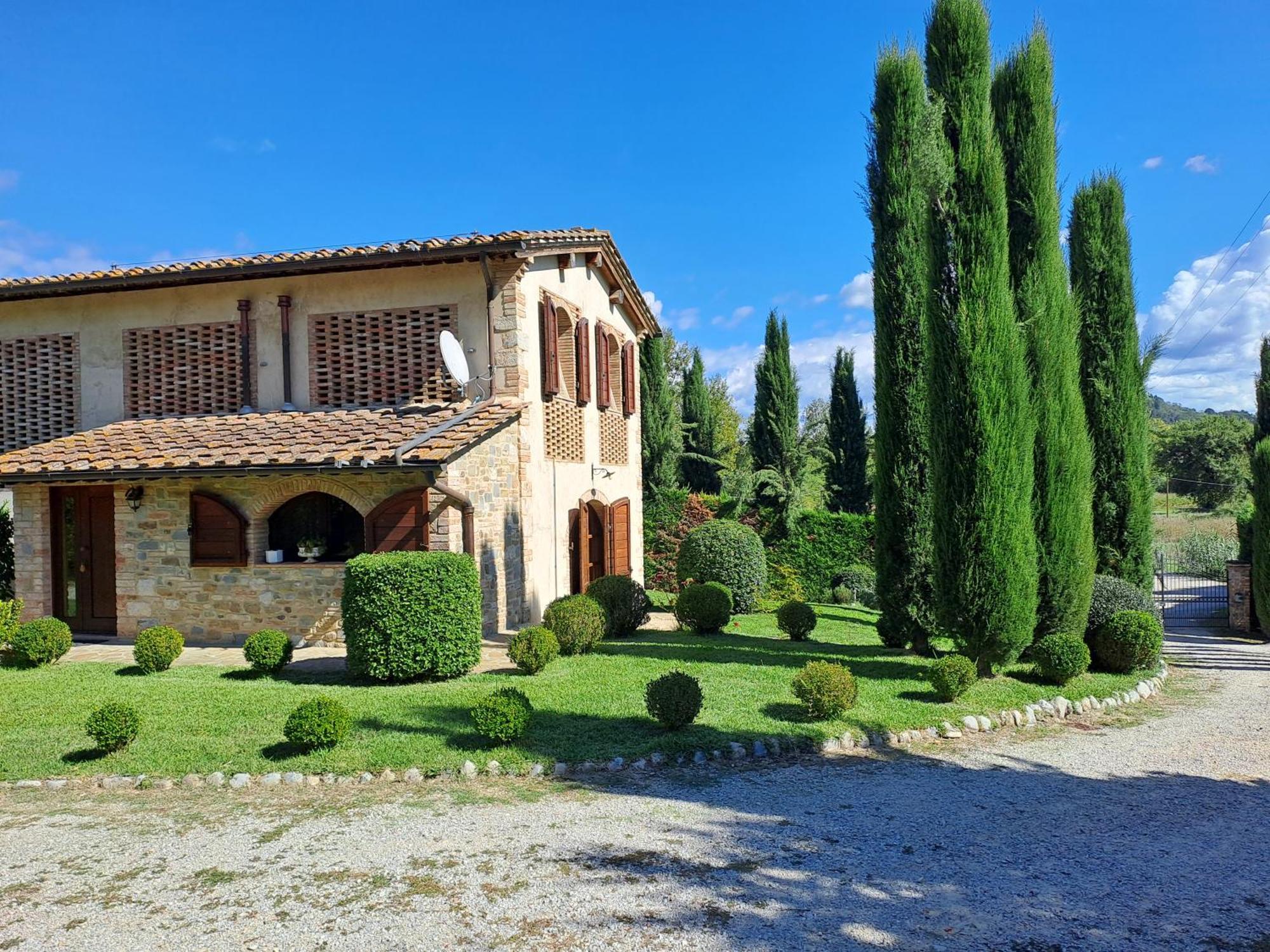 Podere San Galgano Apartment *